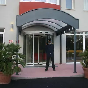 Formula International Hotel